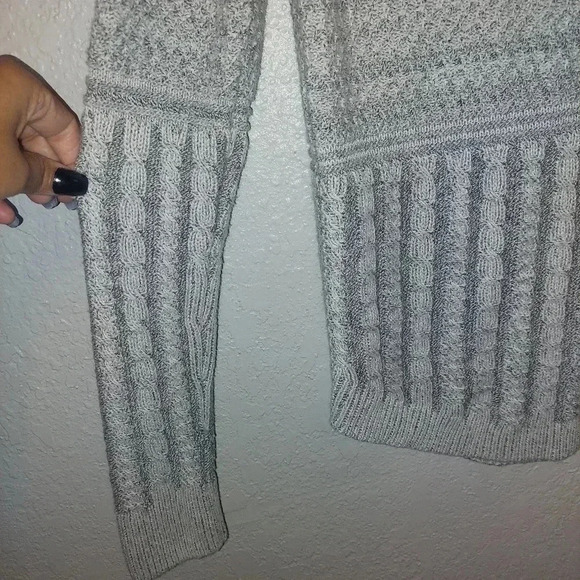 ATHLETA Womens Borealis Knit Sweater Small Gray Pullover Cableknit 459077 - Picture 5 of 6